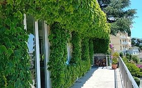 Villa Shiverty